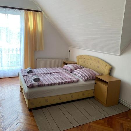 Apartmán Kriszta Apartmanhaz Balatonlelle Exteriér fotografie