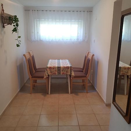 Apartmán Kriszta Apartmanhaz Balatonlelle Exteriér fotografie