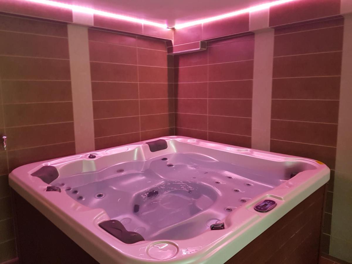 Apartmán Kriszta Apartmanhaz Balatonlelle Exteriér fotografie