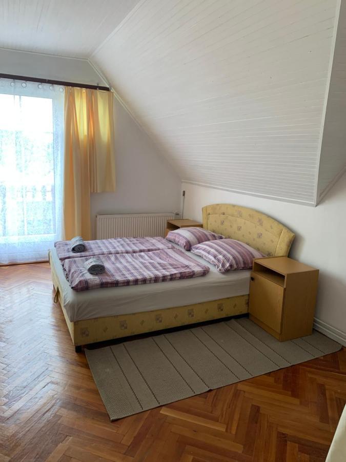 Apartmán Kriszta Apartmanhaz Balatonlelle Exteriér fotografie