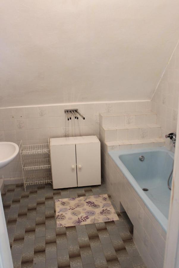 Apartmán Kriszta Apartmanhaz Balatonlelle Exteriér fotografie