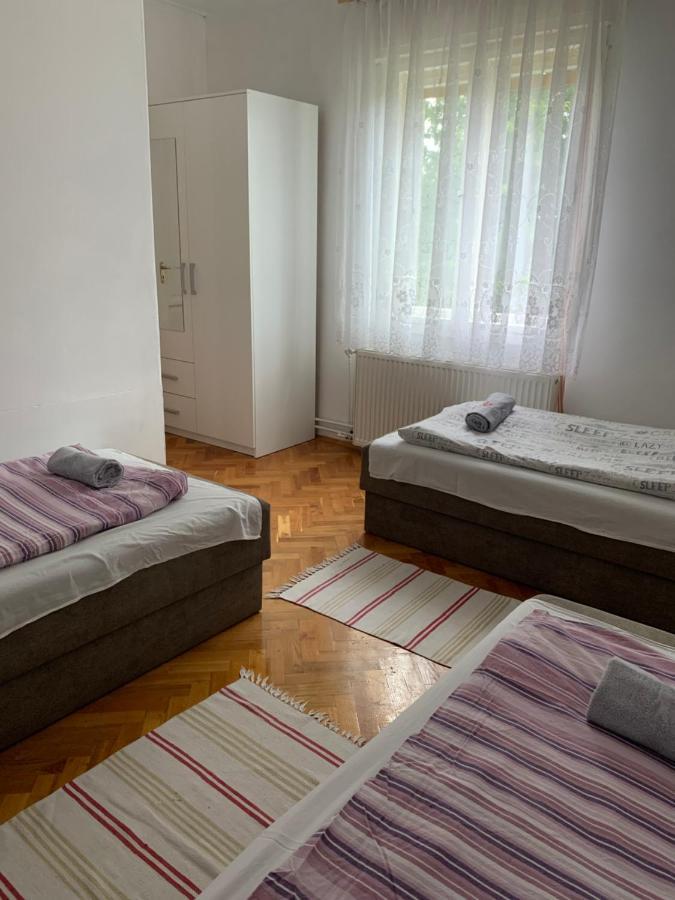 Apartmán Kriszta Apartmanhaz Balatonlelle Exteriér fotografie