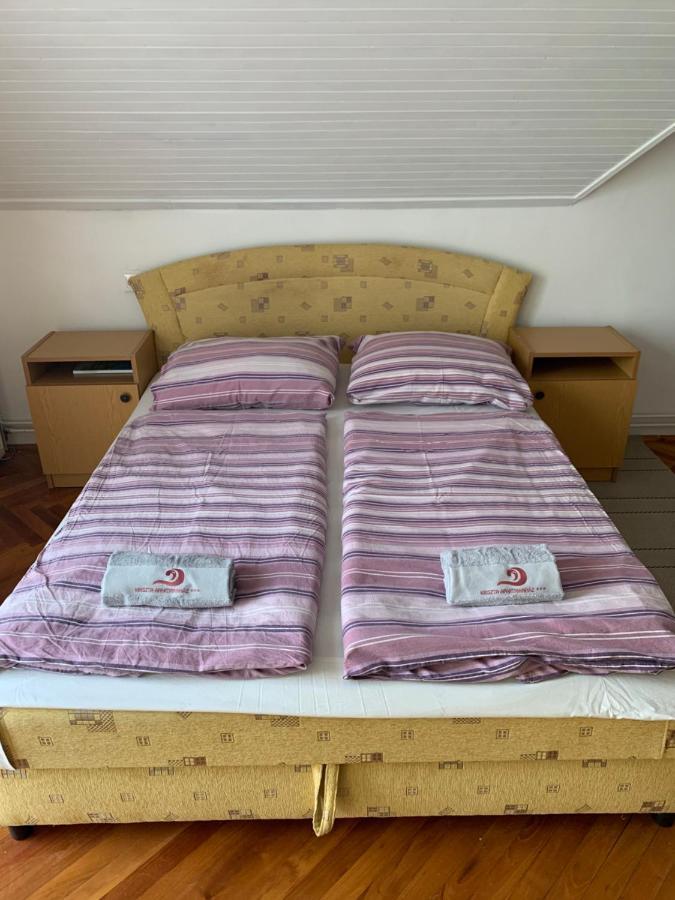 Apartmán Kriszta Apartmanhaz Balatonlelle Exteriér fotografie