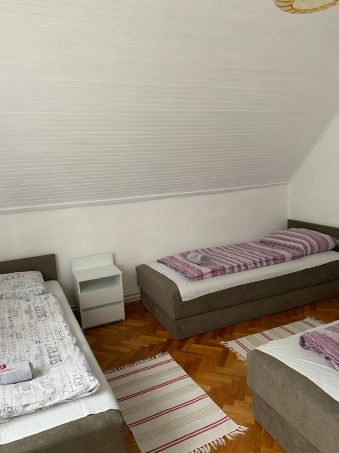 Apartmán Kriszta Apartmanhaz Balatonlelle Exteriér fotografie