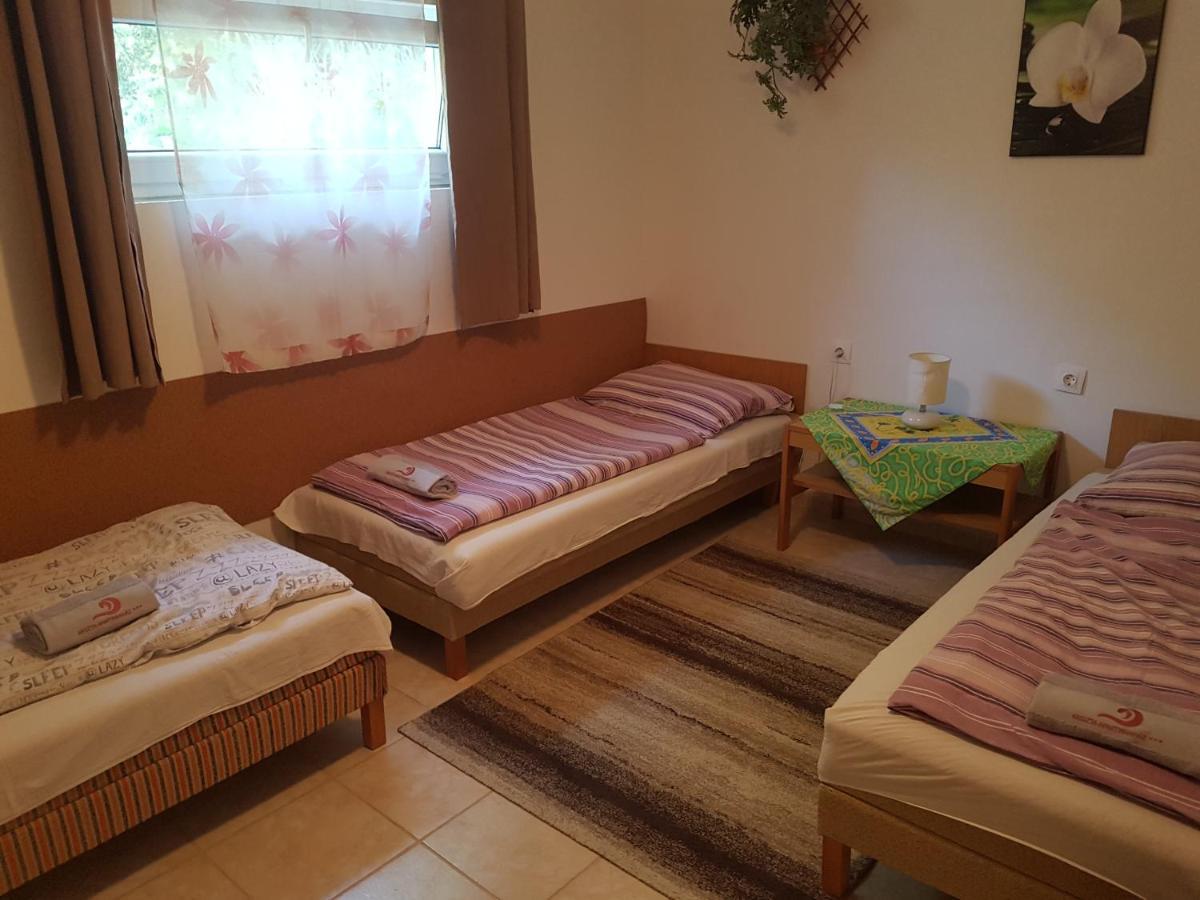 Apartmán Kriszta Apartmanhaz Balatonlelle Exteriér fotografie