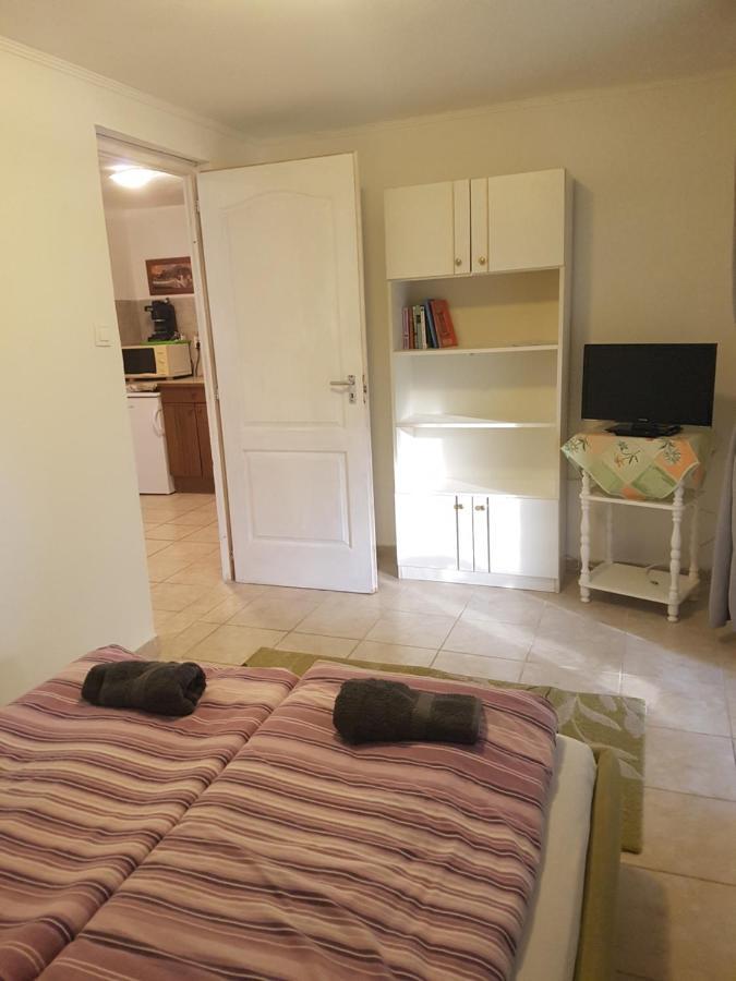Apartmán Kriszta Apartmanhaz Balatonlelle Exteriér fotografie