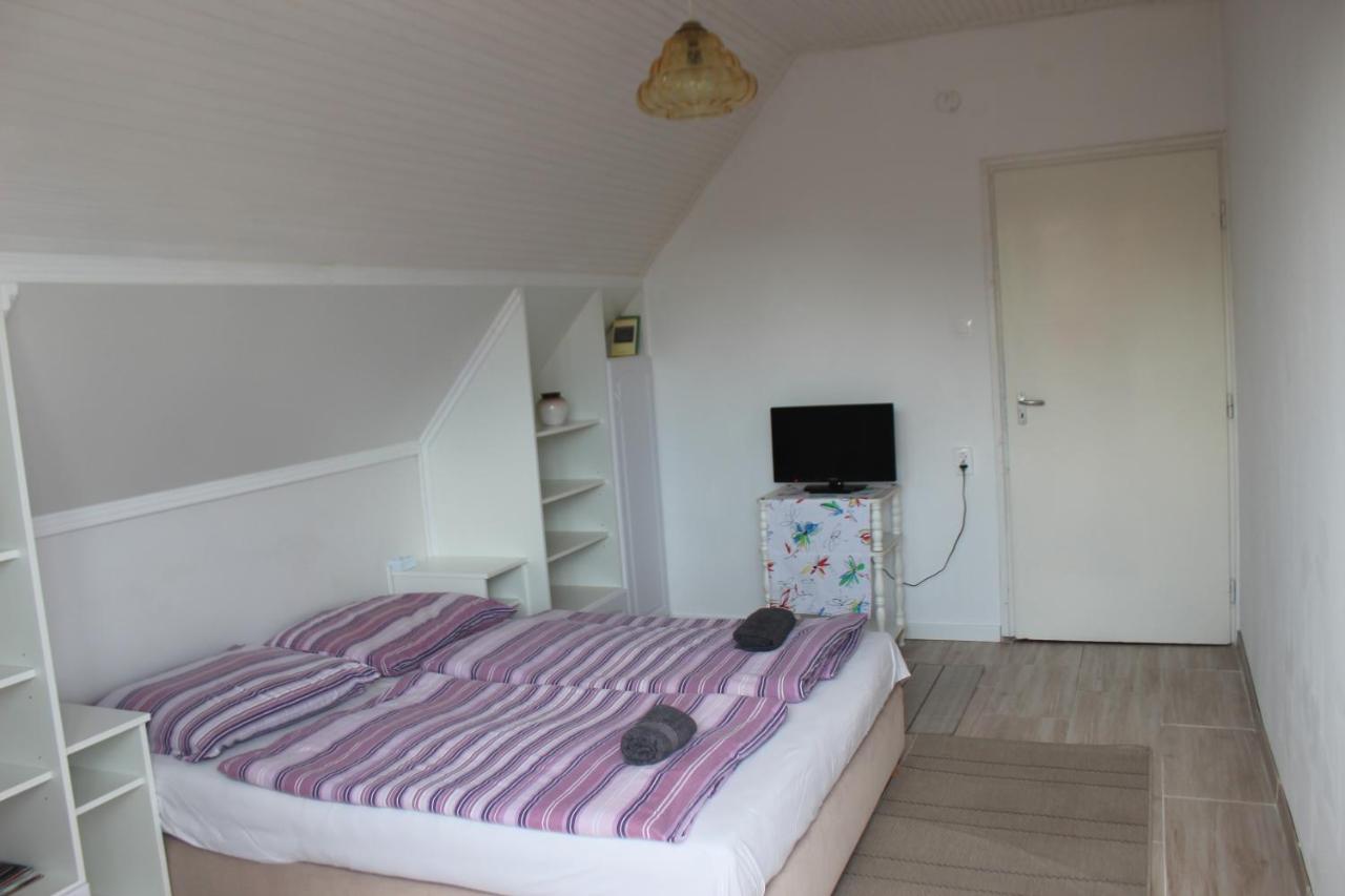 Apartmán Kriszta Apartmanhaz Balatonlelle Exteriér fotografie
