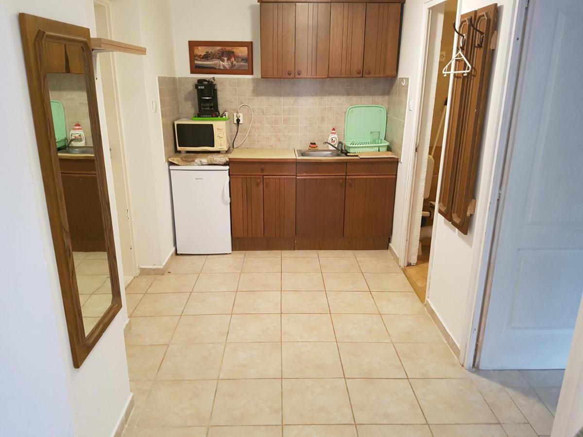 Apartmán Kriszta Apartmanhaz Balatonlelle Exteriér fotografie